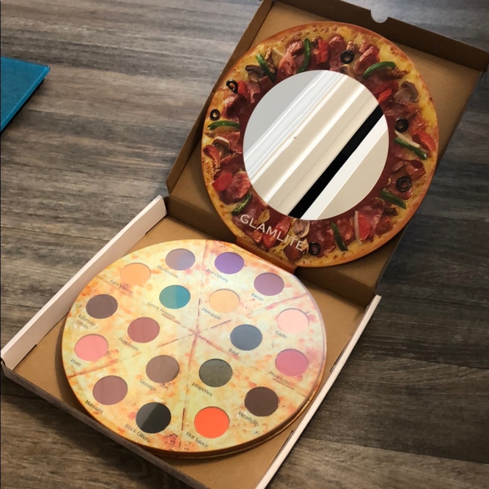 Glamlite pizza palette!!